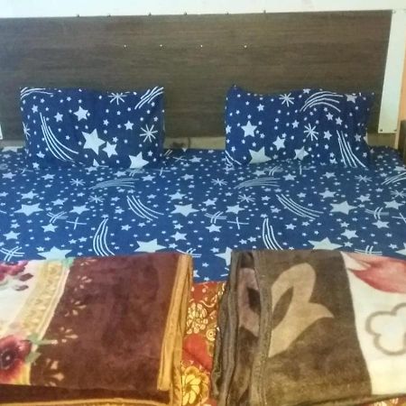 Spot On Sharma'S Kitchen & Home Stay Bajaura Exterior foto