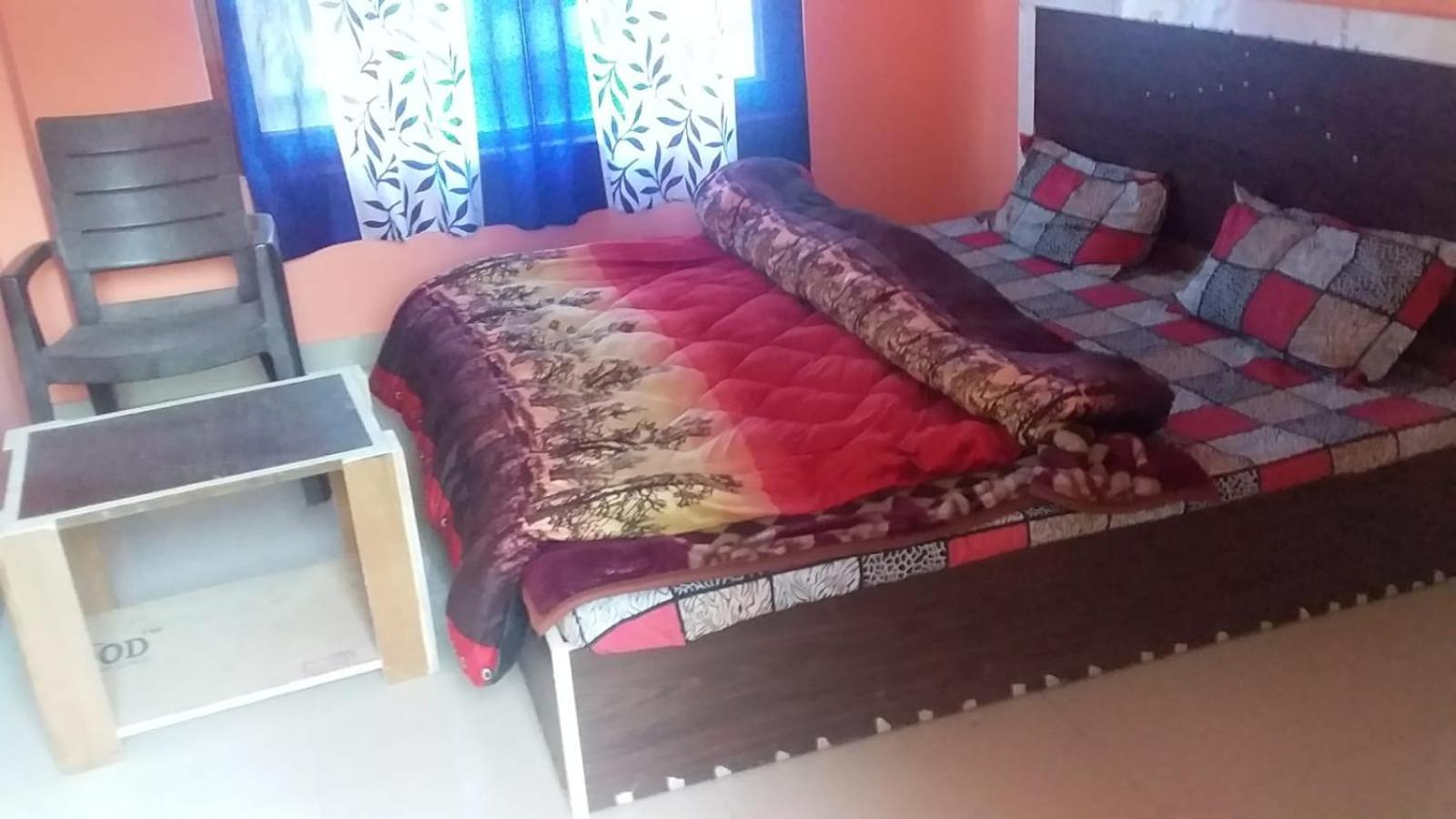 Spot On Sharma'S Kitchen & Home Stay Bajaura Exterior foto